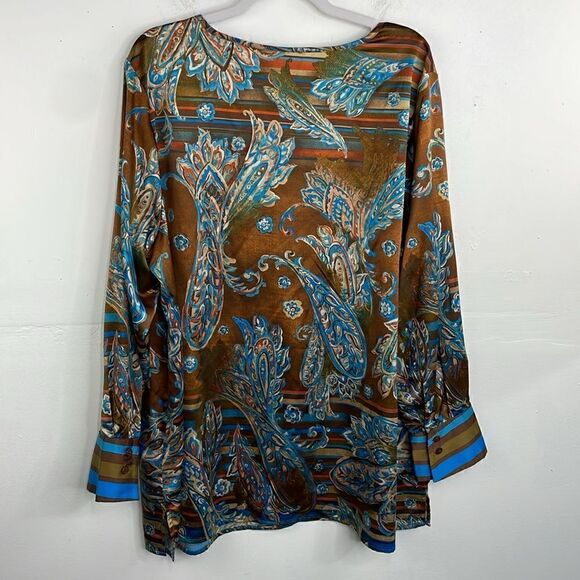 Belle Kim Gravel Pop over 1/4 button front Long Sleeves paisley silky texture 2X - Picture 2 of 13